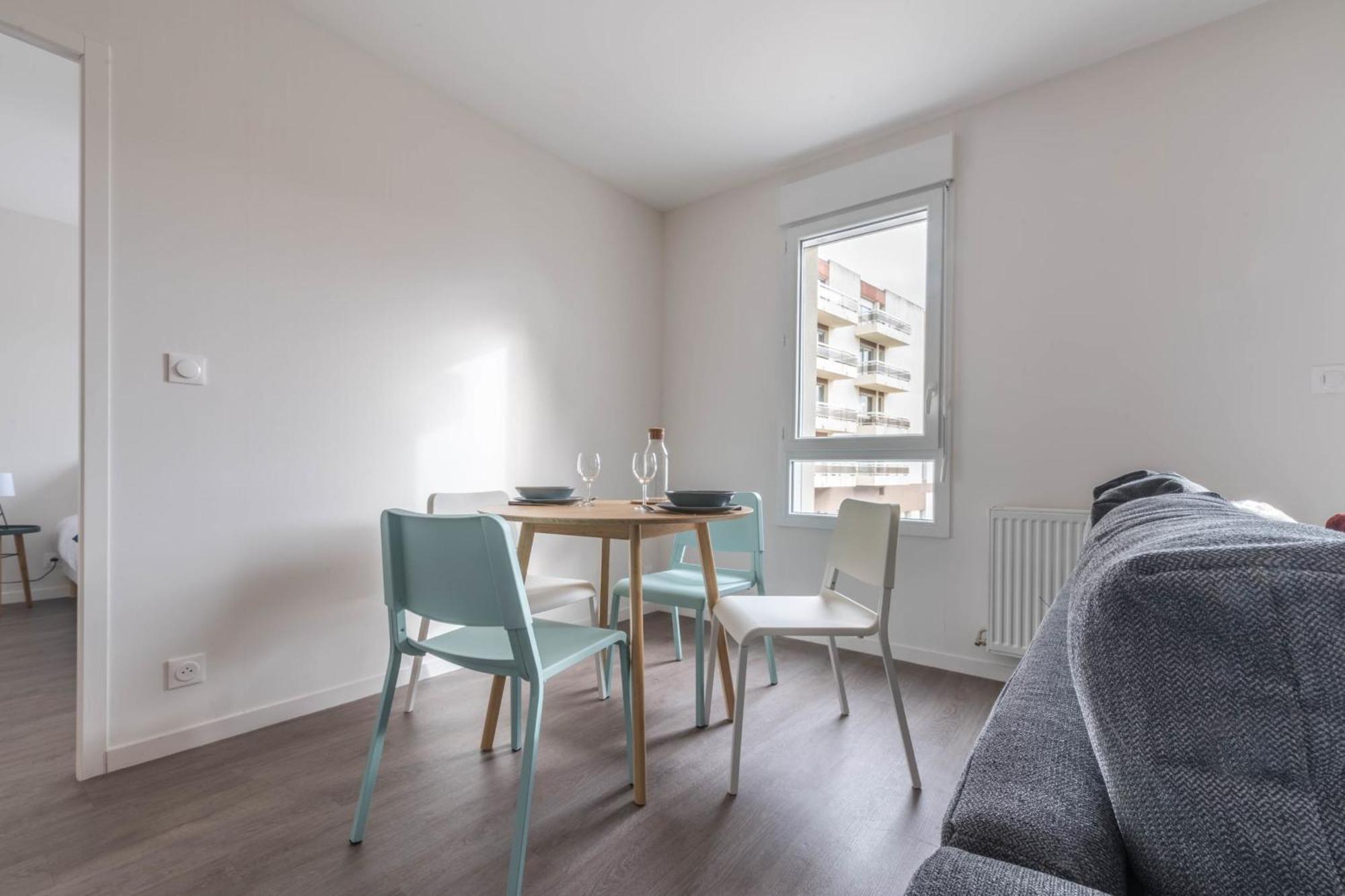 Apartmán Theo - T2 Proche Gare Le Mans Exteriér fotografie